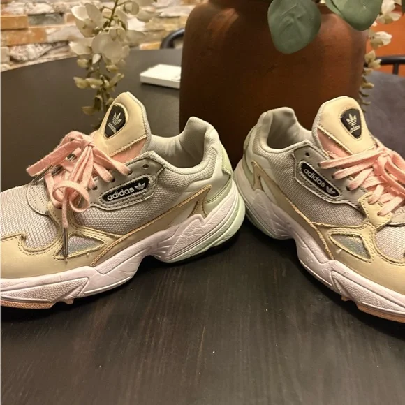 Adidas Originals Falcon Chunky Sneakers Beige Pink Women’s Size 6 - Picture 6 of 7